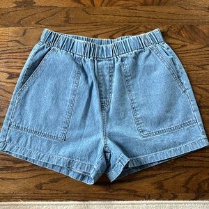 Pink Lily denim shorts